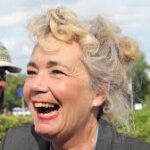 Die Namen Karin Walter-Mommert und Till Backhaus stehen aktuell im Zentrum einer intensiven Debatte um die Rettung des Buckelwals „Timmy“ (auch „Hope“ genannt) in der Ostsee