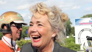 Die Namen Karin Walter-Mommert und Till Backhaus stehen aktuell im Zentrum einer intensiven Debatte um die Rettung des Buckelwals „Timmy“ (auch „Hope“ genannt) in der Ostsee